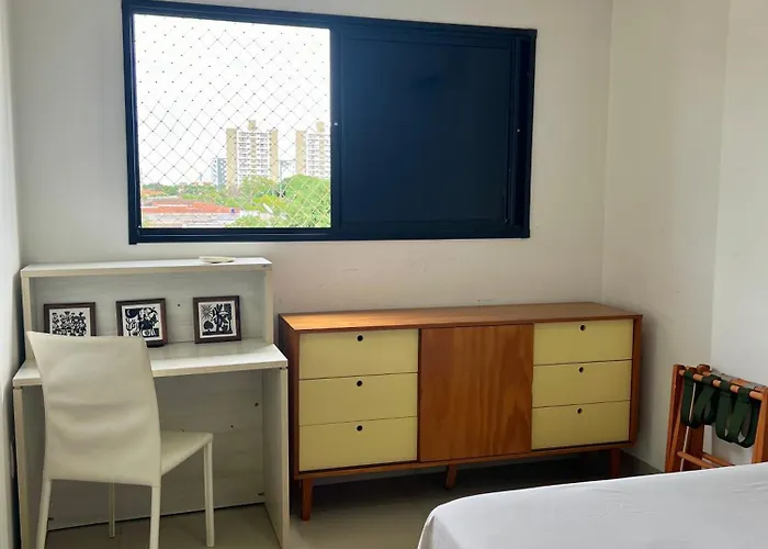 Todo Climatizado, 2 Quartos E Piscina Na 706 Sul